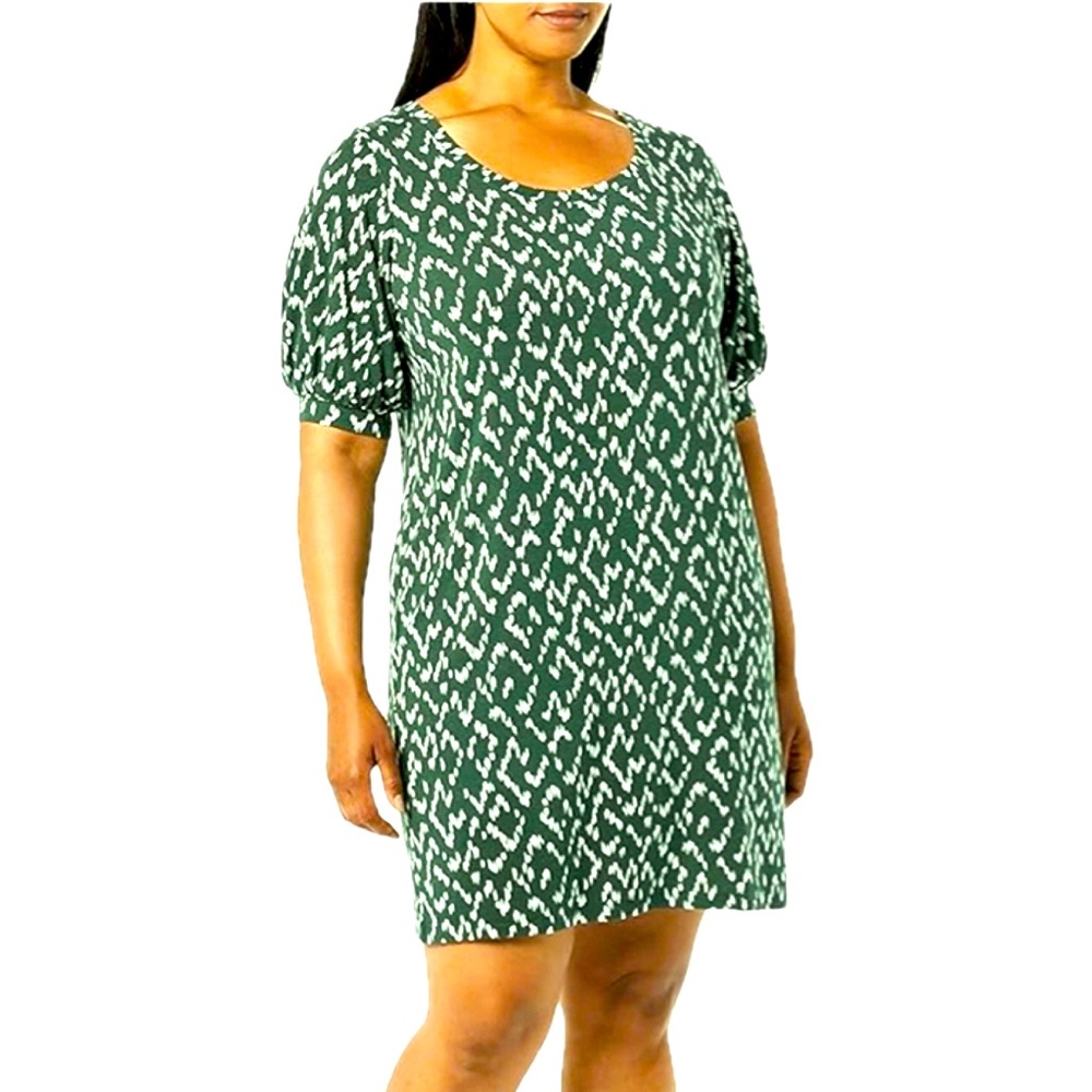 Green and White Patterned Dress NWT 26-30 p2p